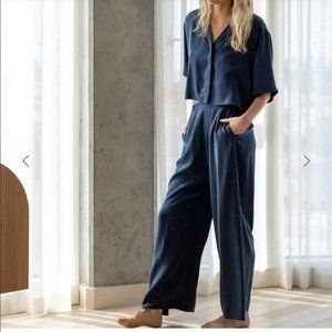 NWOT LUNYA Black Washable 100% Silk Lounge Pants